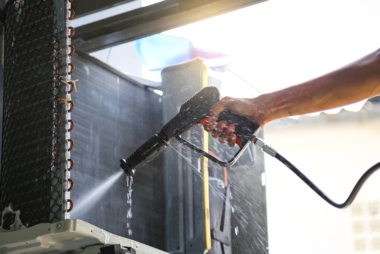 Disinfezione-ventilconvettori-sostituzione-filtri-batteria-vasca-condensa