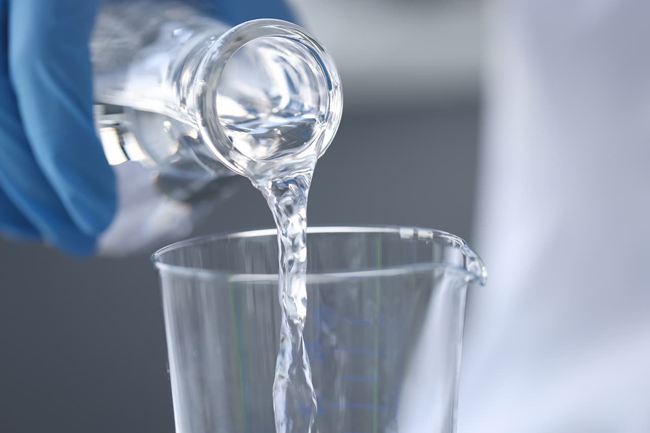 Test-qualita-analisi-controllo-esame-microbiologico-acqua-normativa